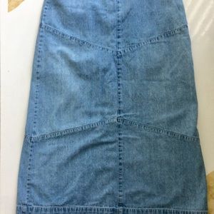 Field Gear Skirts - Field Gear Blue Denim Jean Skirt Size 12. Field Gear Skirts - Field Gear Blue Denim Jean Skirt Size 12.